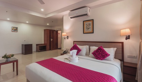 Superior Room, City View