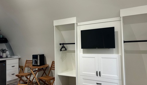 FAIRWAY CABIN #3, 1 Queen Bed, Private Bathroom, Golf View