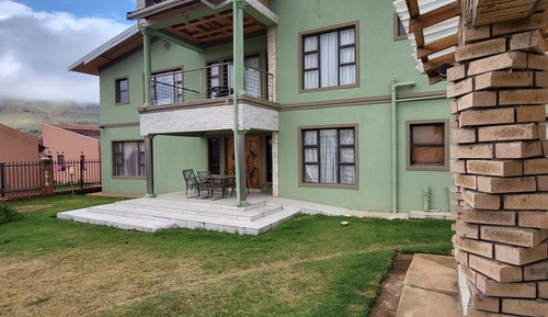 Deluxe Studio Suite, City View