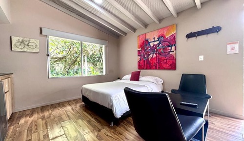 Apartment (A103)