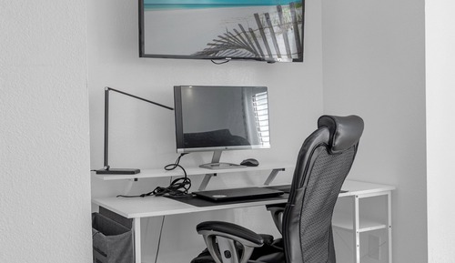 Premium Studio, City View