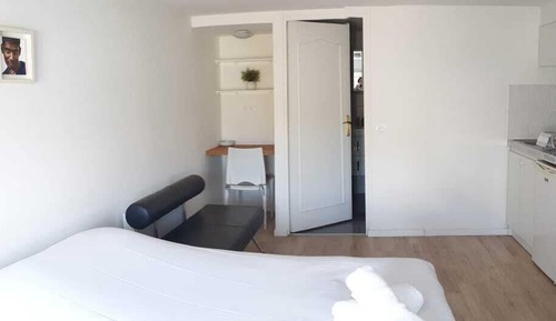 Classic Double Room, Non Smoking, Private Bathroom