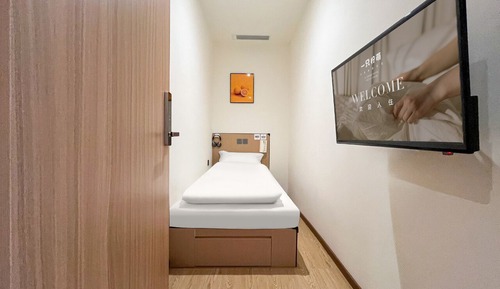 Special offer Single Room (Shared bathroom)(No window)