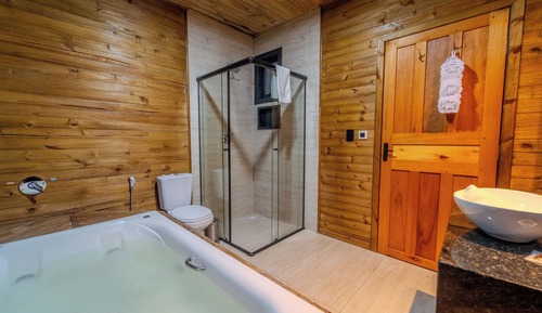 Chalet, Mountain View