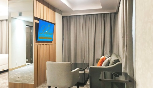 Executive Suite