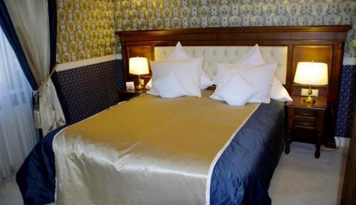 Deluxe Double Room, City View