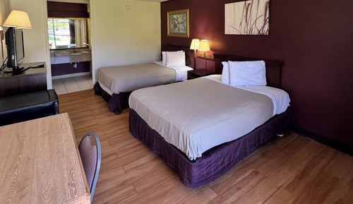 Room, 2 Queen Beds, Non Smoking