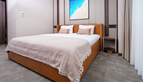Superior Room, Non Smoking, City View