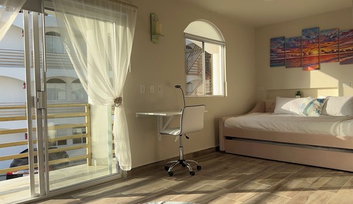 Family Townhome, Balcony, Partial Ocean View