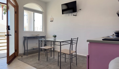 Economy Studio Suite, 1 Double Bed, Non Smoking, Kitchen