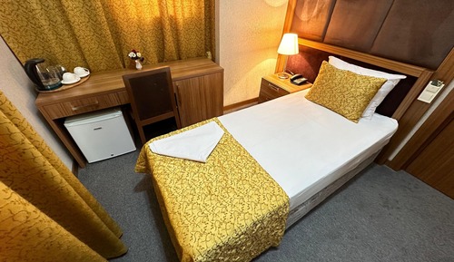 Economy Single Room, Pool Access, City View