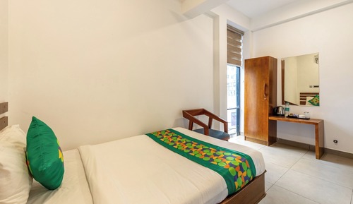 Economy Single Room