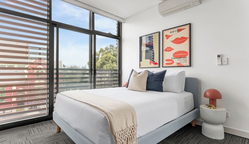 One Bedroom Apartment