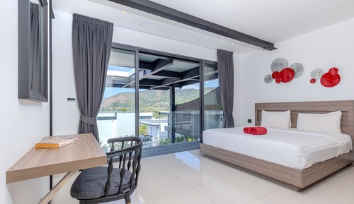 Design Villa, 4 Bedrooms, Pool View