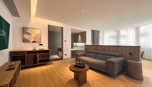 Panoramic Twin Room, 1 King Bed, Private Bathroom, Hill View