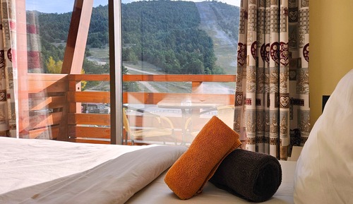 Quadruple Room, Balcony, Mountain View