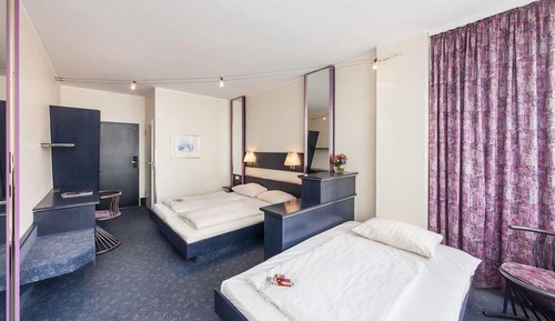 Comfort Twin Room