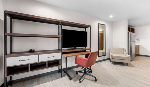 Standard Room, 1 King Bed, Non Smoking