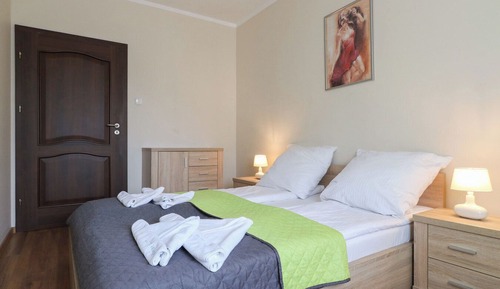 Economy Suite