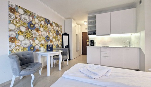 Standard Studio Suite, 1 Queen Bed
