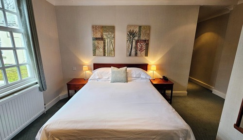 Classic Double or Twin Room