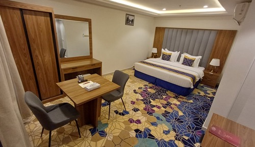 Deluxe Single Room