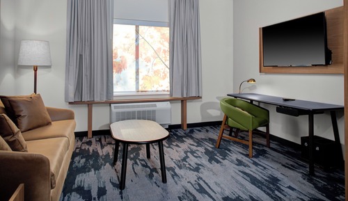 Suite, 1 King Bed with Sofa bed (Mobility Accessible, Tub)