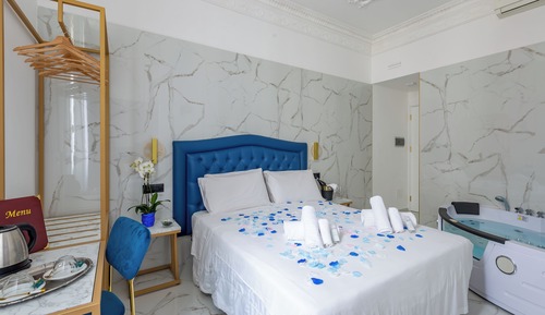 Luxury Quadruple Room