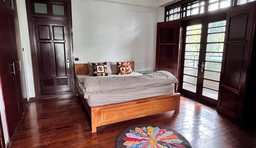 Double Room, Bathtub, City View