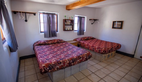 Deluxe Cabin, 2 Queen Beds, Kitchenette, Lake View
