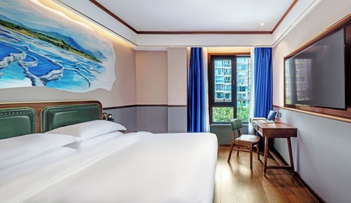 Business Double Room, City View