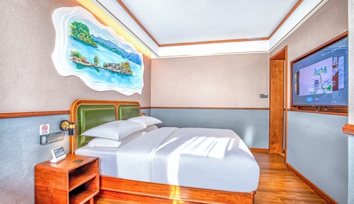 Executive Double Room, City View