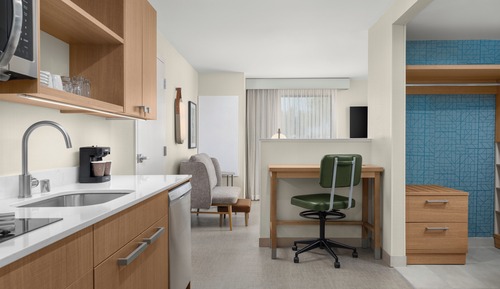 Studio, 1 King Bed, Bathtub (Efficiency)