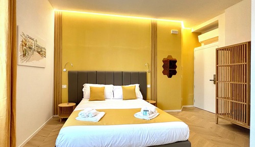 Double or Twin Room, Ensuite, City View