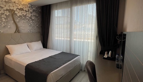 Double Room, Private Bathroom