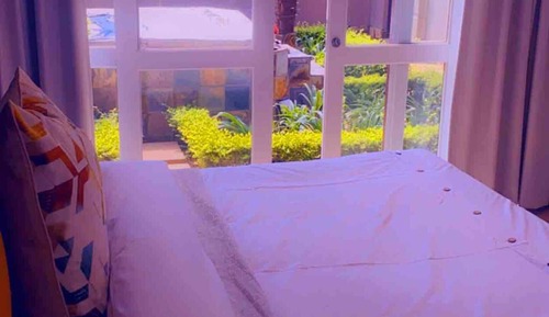 House, 4 Bedrooms, Balcony, Garden View