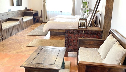 Signature Suite
