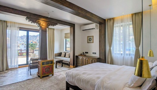 Executive Suite