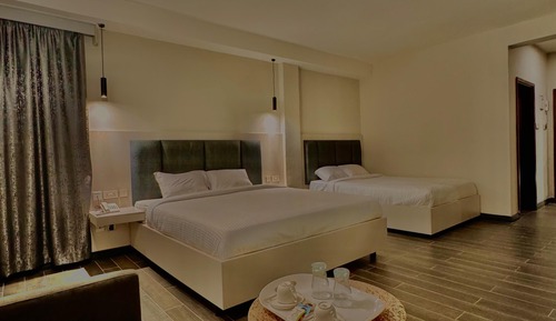 Deluxe Quadruple Room