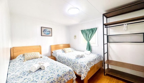 Comfort House, Garden View