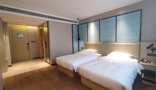 Deluxe Twin Room, City View