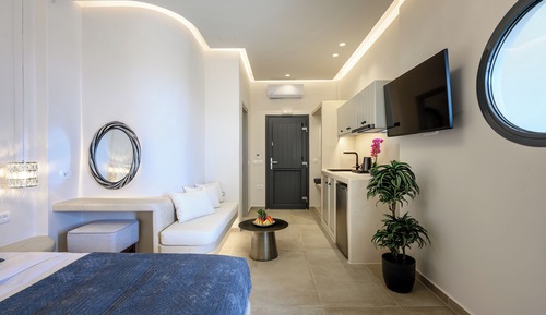 Superior Suite with Outdoor Jetted Tub