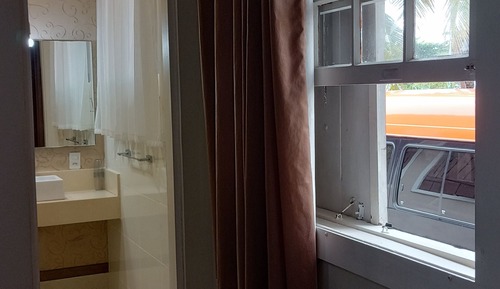 Superior Triple Room, Partial Ocean View