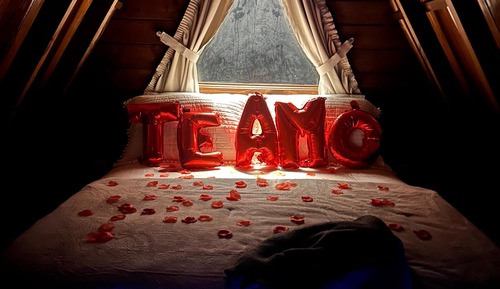 Deluxe Chalet, Valley View, Mountainside