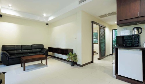 Exclusive Condo, Balcony, Garden View