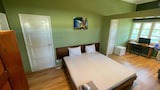 Comfort Room, City View