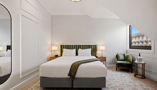 Executive Room
