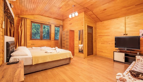 Deluxe Double Room, Courtyard View