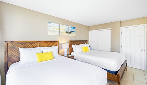 Family Condo, 1 Bedroom, Balcony, Partial Sea View (0144)