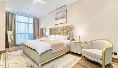 Premium Apartment, 2 Bedrooms, Kitchen, Canal View
